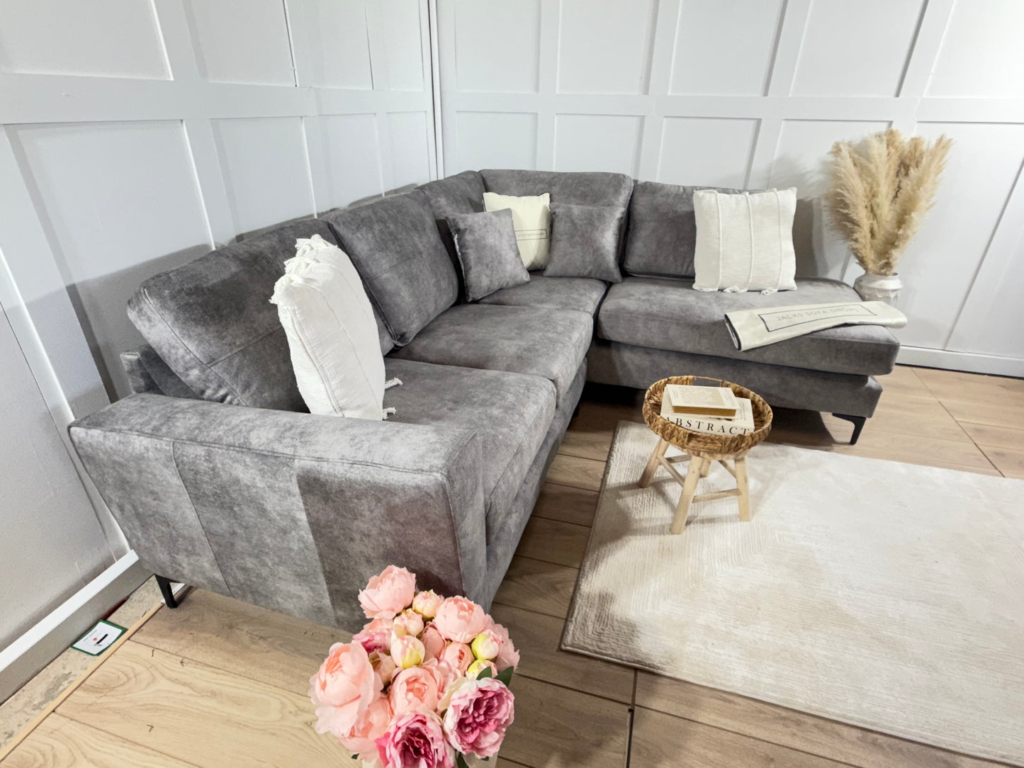 “Orian” Corner Sofa in Pebble Grey