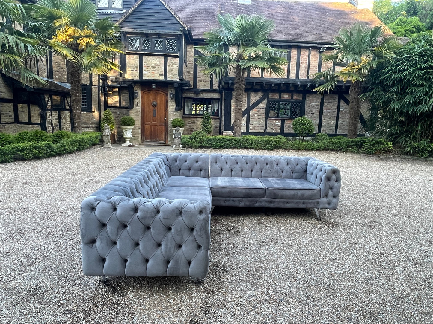 Chesterfield corner sofa as seen on J&O Ticktok