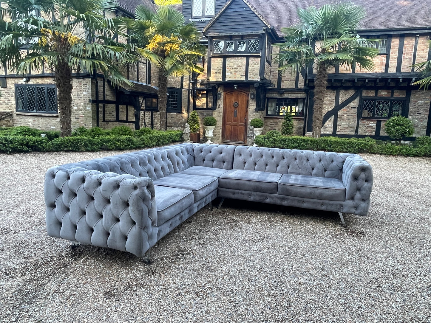 Chesterfield corner sofa as seen on J&O Ticktok